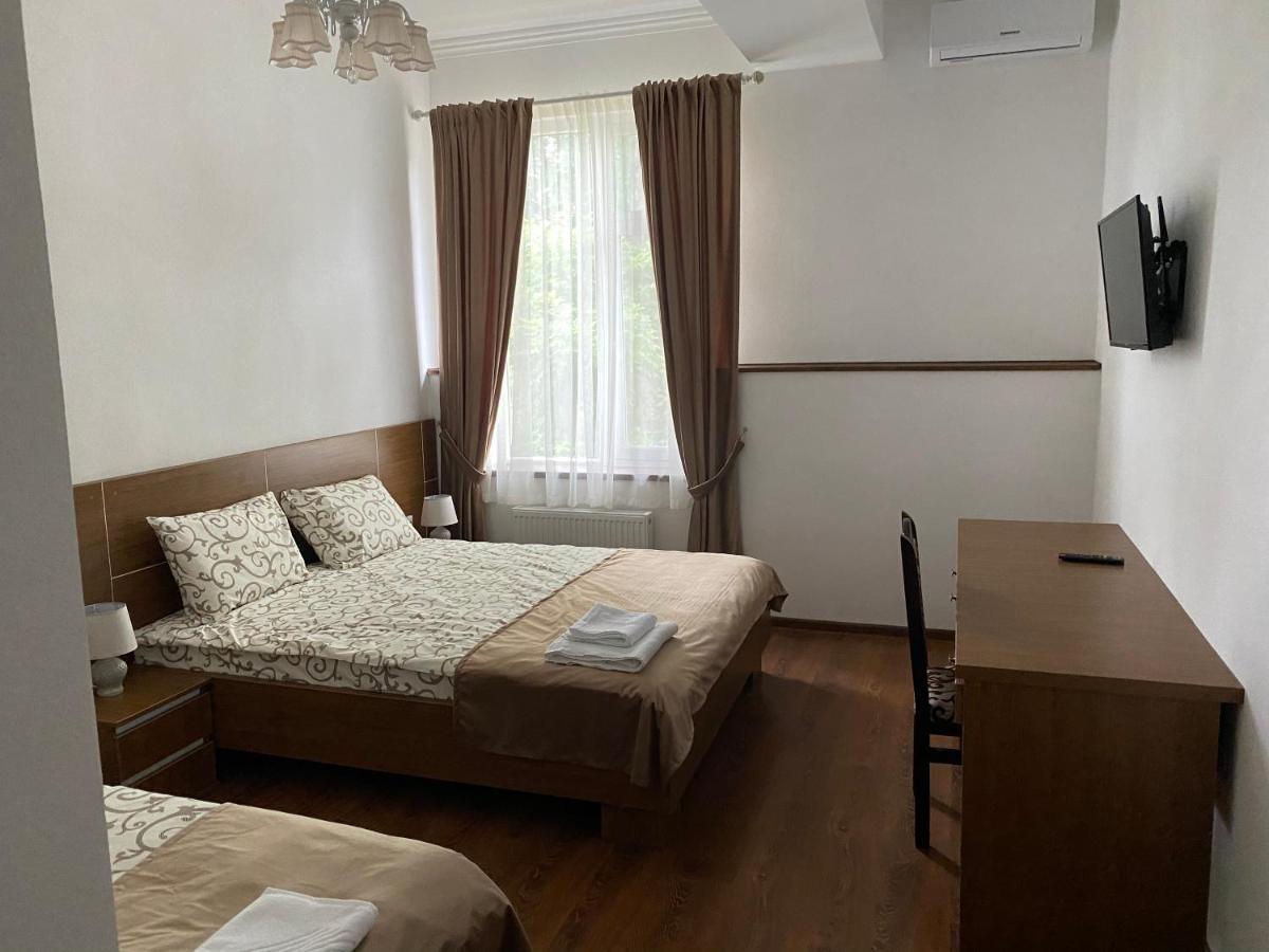 Mohyliv-Podilskyi Grand Hotel מראה חיצוני תמונה
