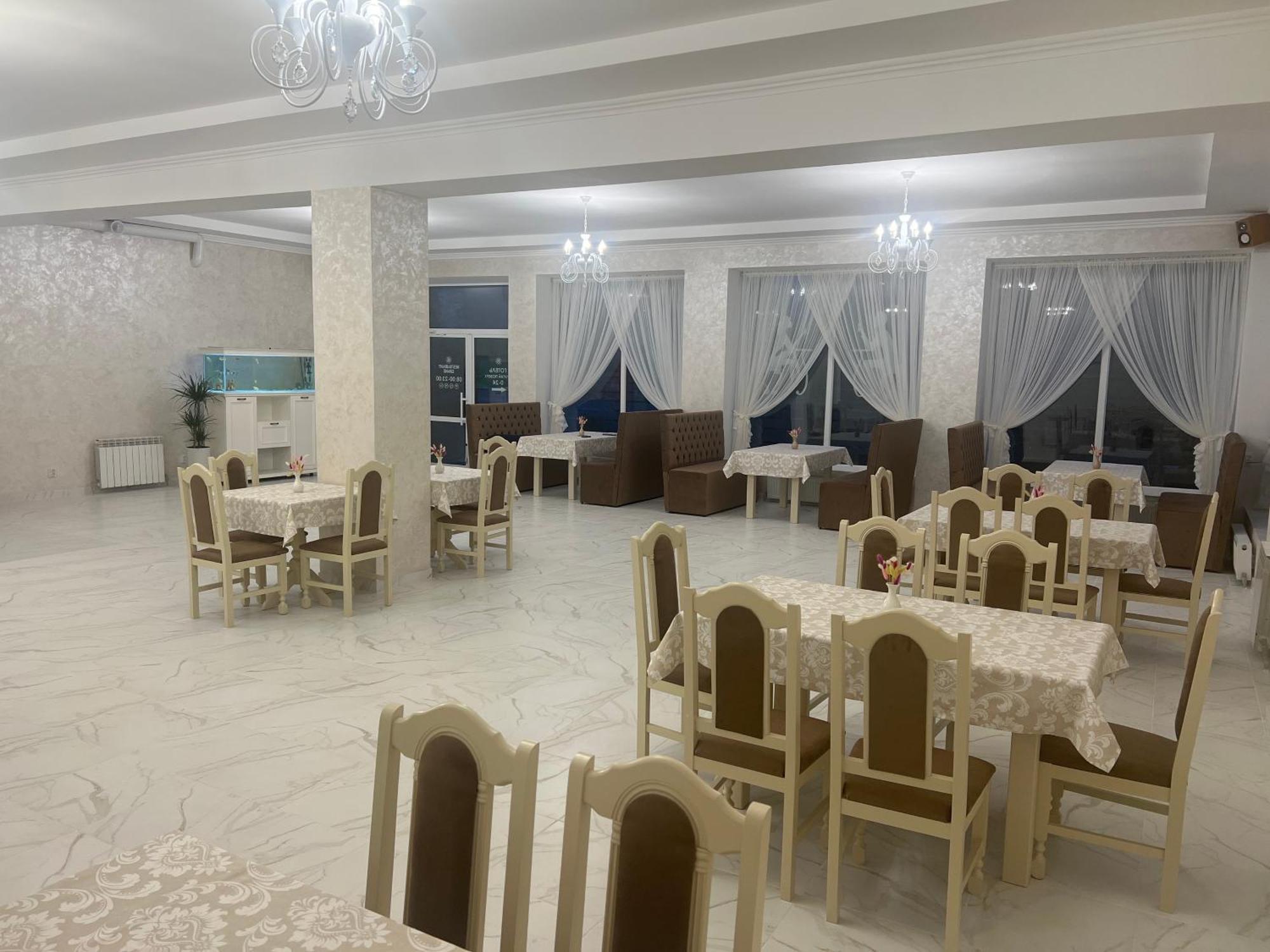 Mohyliv-Podilskyi Grand Hotel מראה חיצוני תמונה