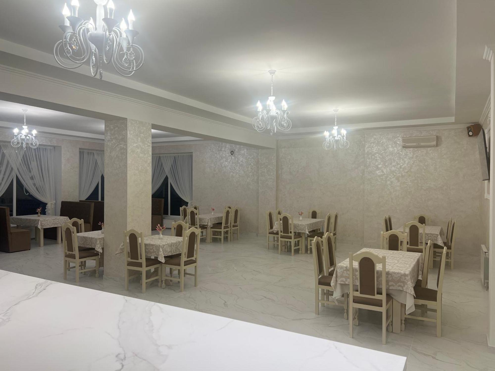 Mohyliv-Podilskyi Grand Hotel מראה חיצוני תמונה